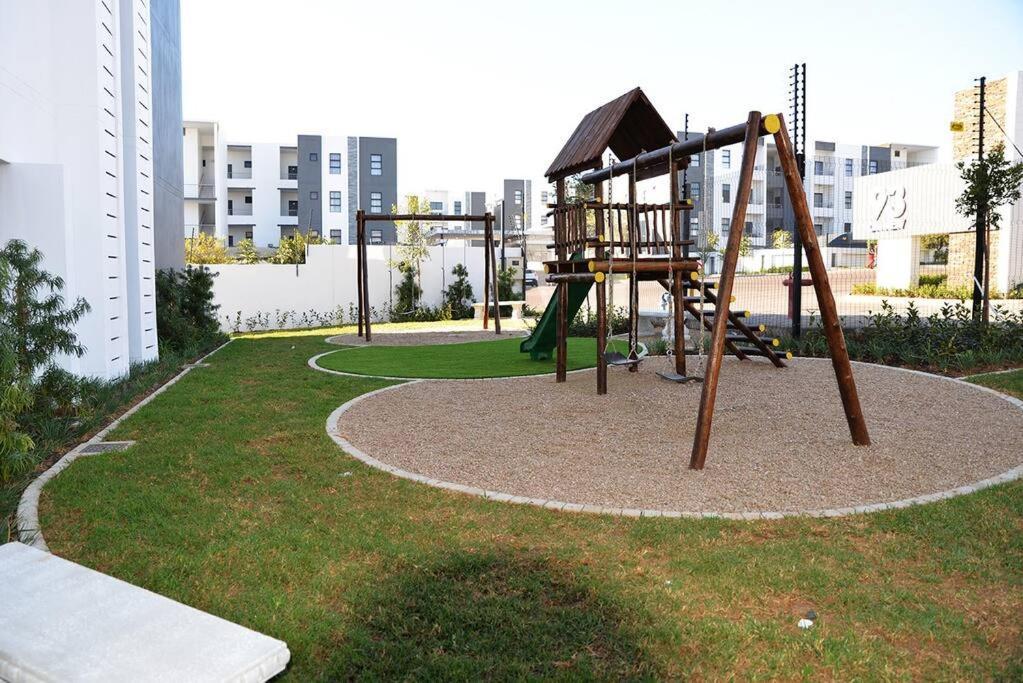 מידרנד The Ellipse Palazzo Apartment מראה חיצוני תמונה